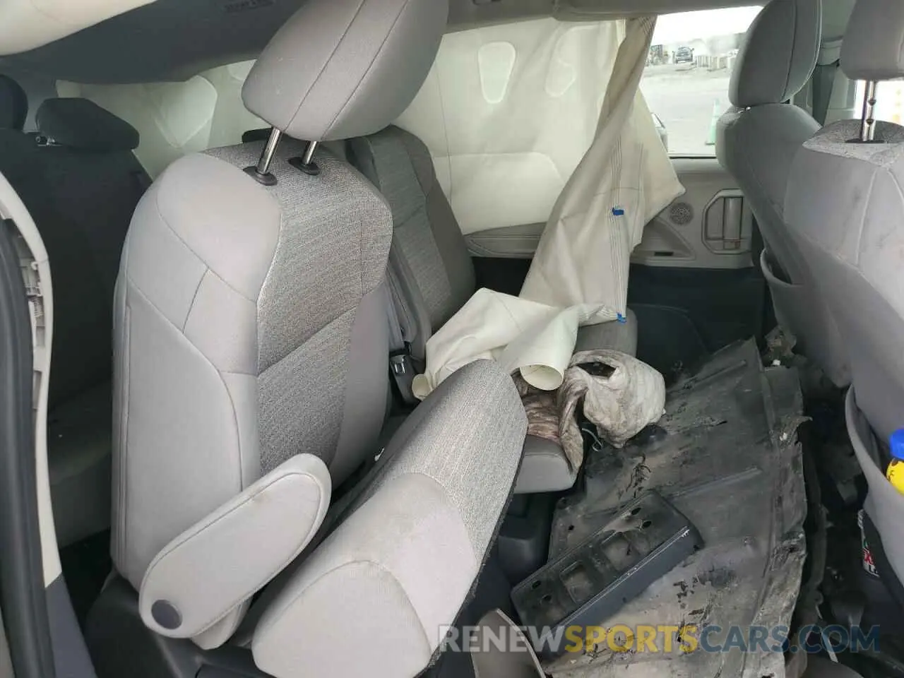 11 Photograph of a damaged car 5TDKRKEC0NS086668 TOYOTA All Models 2022