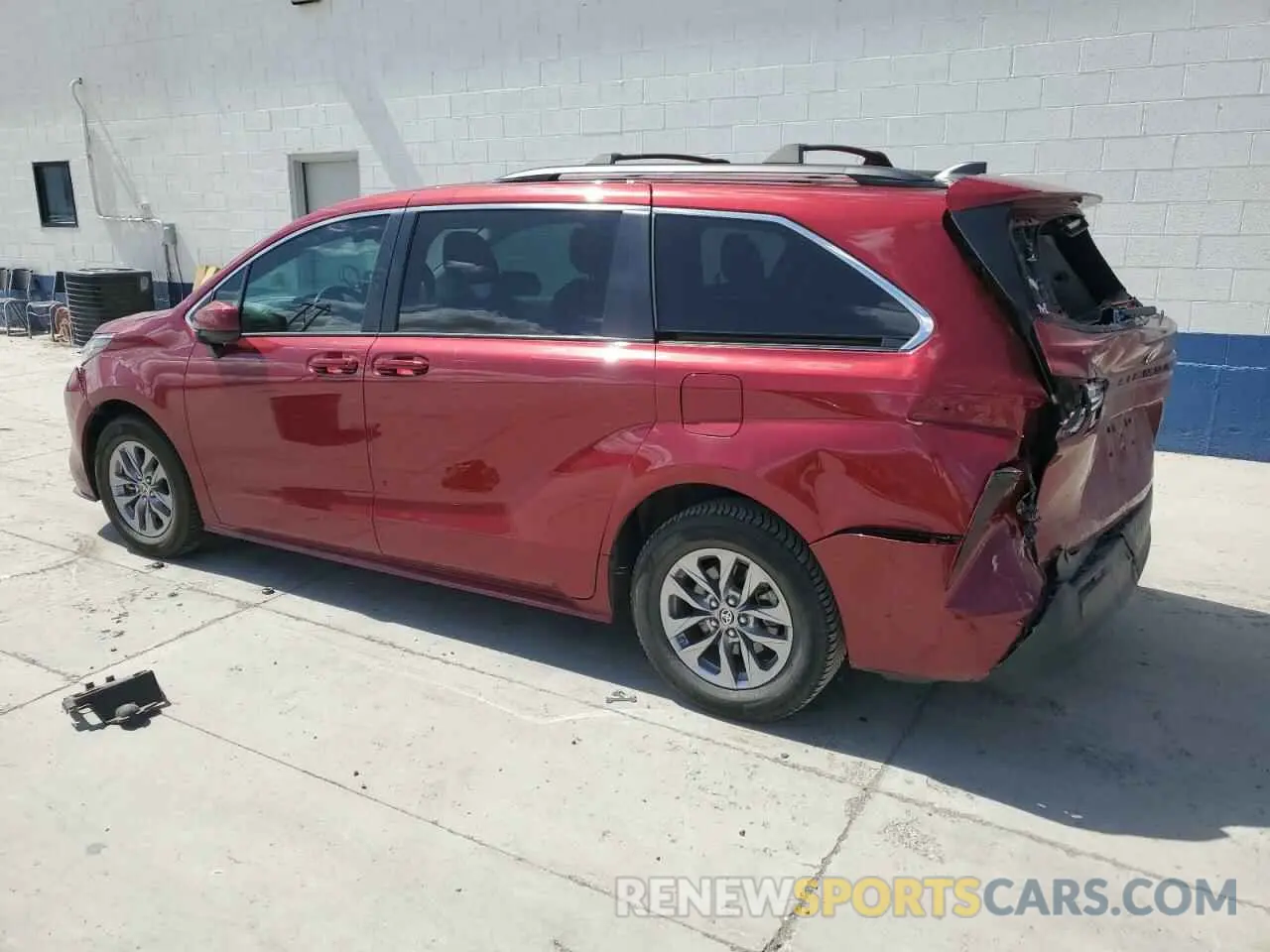2 Photograph of a damaged car 5TDKRKEC6NS107295 TOYOTA All Models 2022