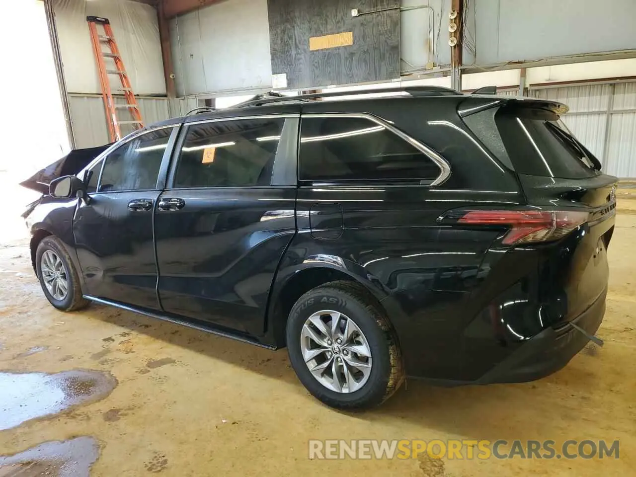 2 Photograph of a damaged car 5TDKRKEC6NS135517 TOYOTA All Models 2022