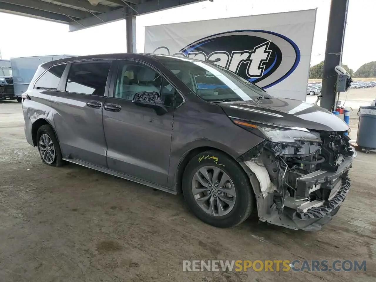 4 Photograph of a damaged car 5TDKRKECXNS076178 TOYOTA All Models 2022