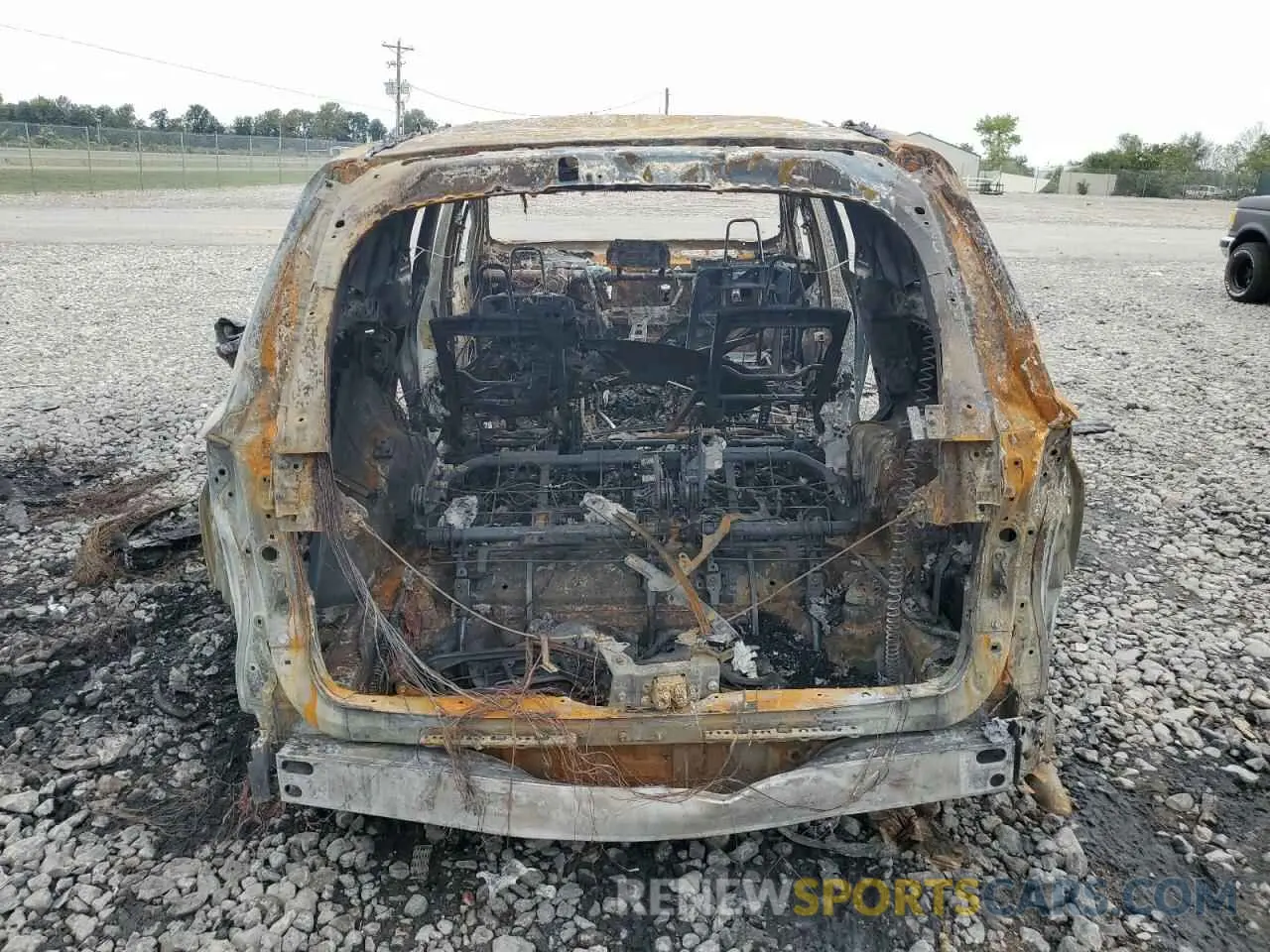 6 Photograph of a damaged car 5TDYRKEC5NS080925 TOYOTA All Models 2022