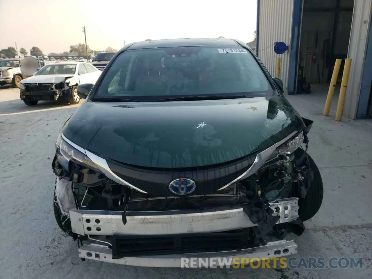 5 Photograph of a damaged car 5TDYRKEC5NS090063 TOYOTA All Models 2022