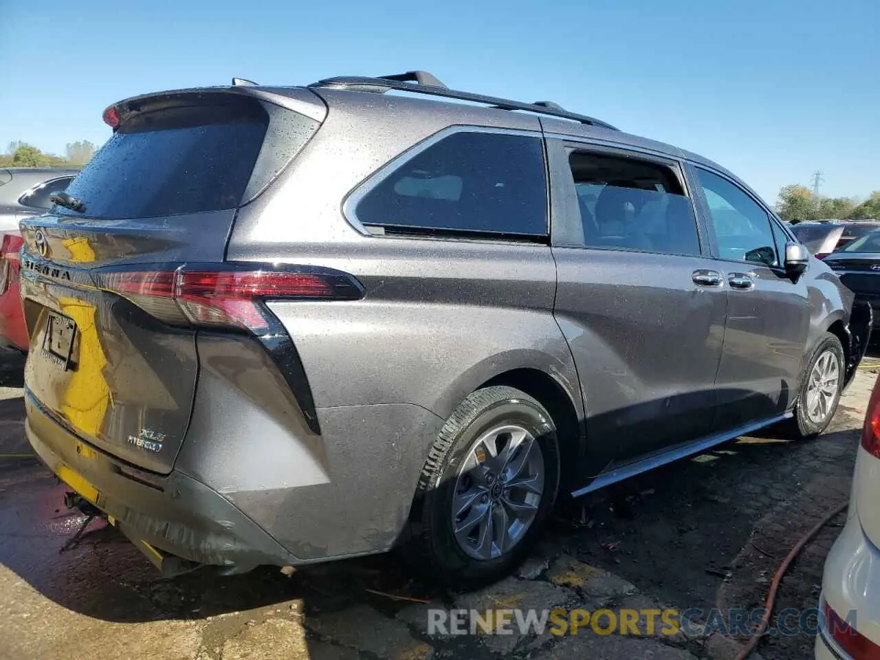 3 Photograph of a damaged car 5TDYRKEC5NS092637 TOYOTA All Models 2022
