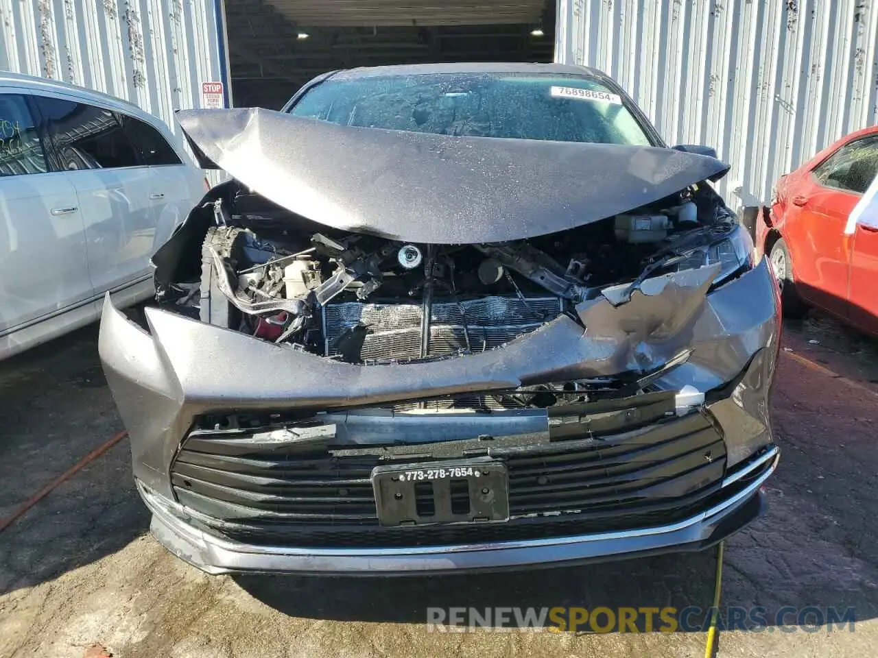 5 Photograph of a damaged car 5TDYRKEC5NS092637 TOYOTA All Models 2022