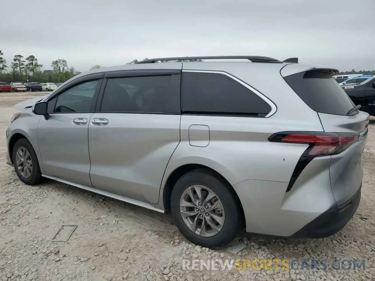 2 Photograph of a damaged car 5TDYRKEC5NS123868 TOYOTA All Models 2022