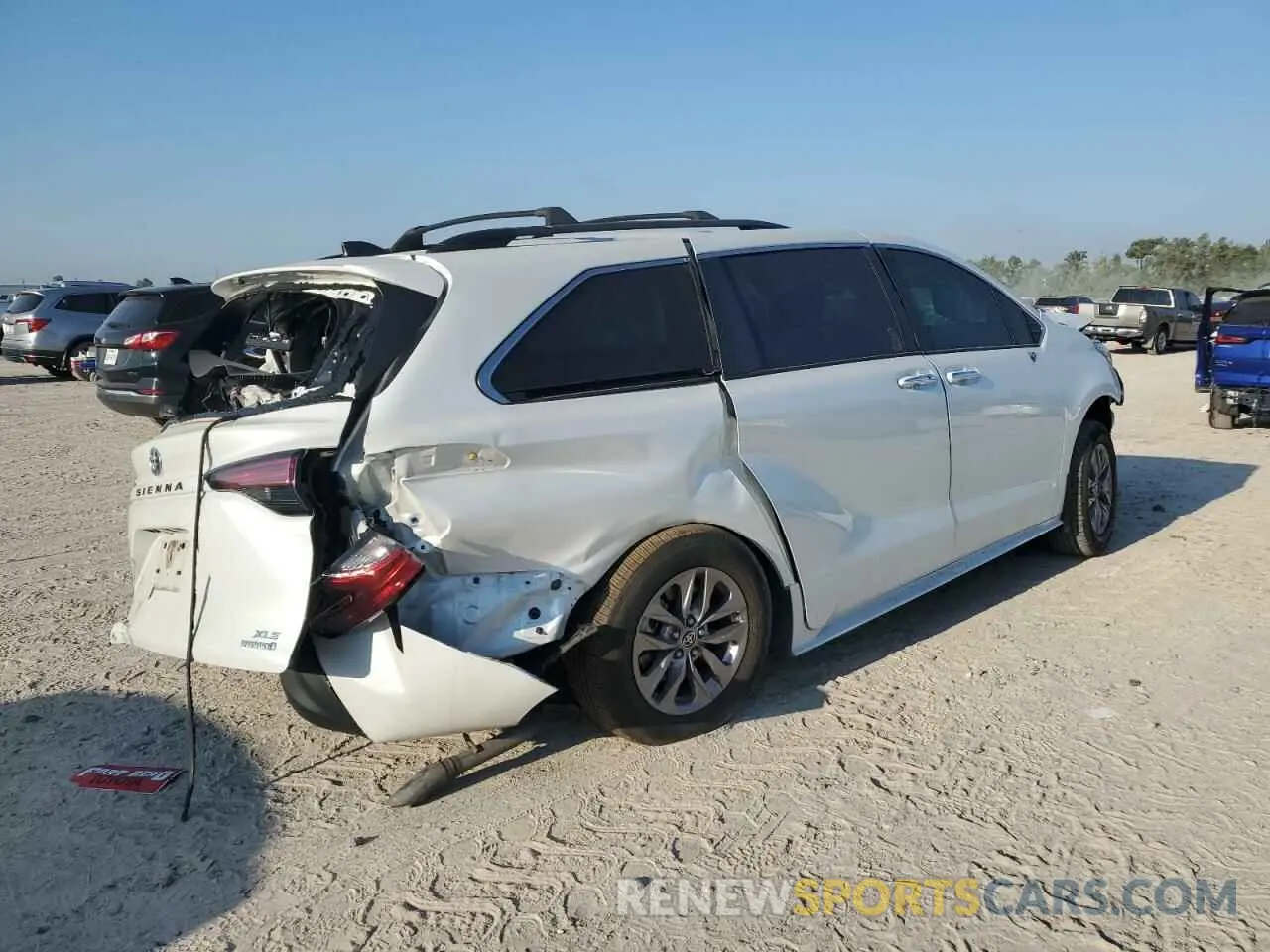 3 Photograph of a damaged car 5TDYRKEC6NS105993 TOYOTA All Models 2022
