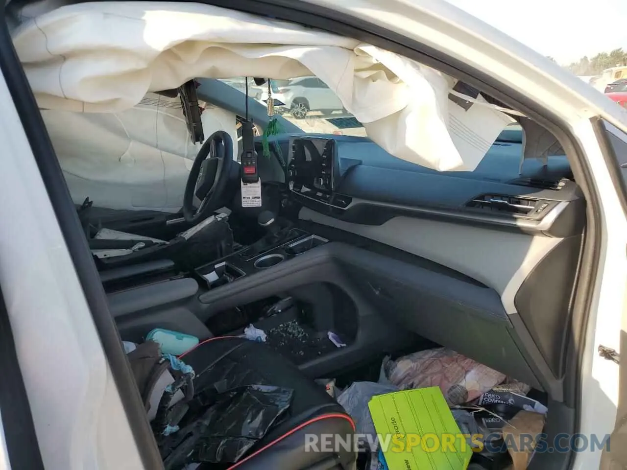 8 Photograph of a damaged car 5TDYRKEC6NS105993 TOYOTA All Models 2022