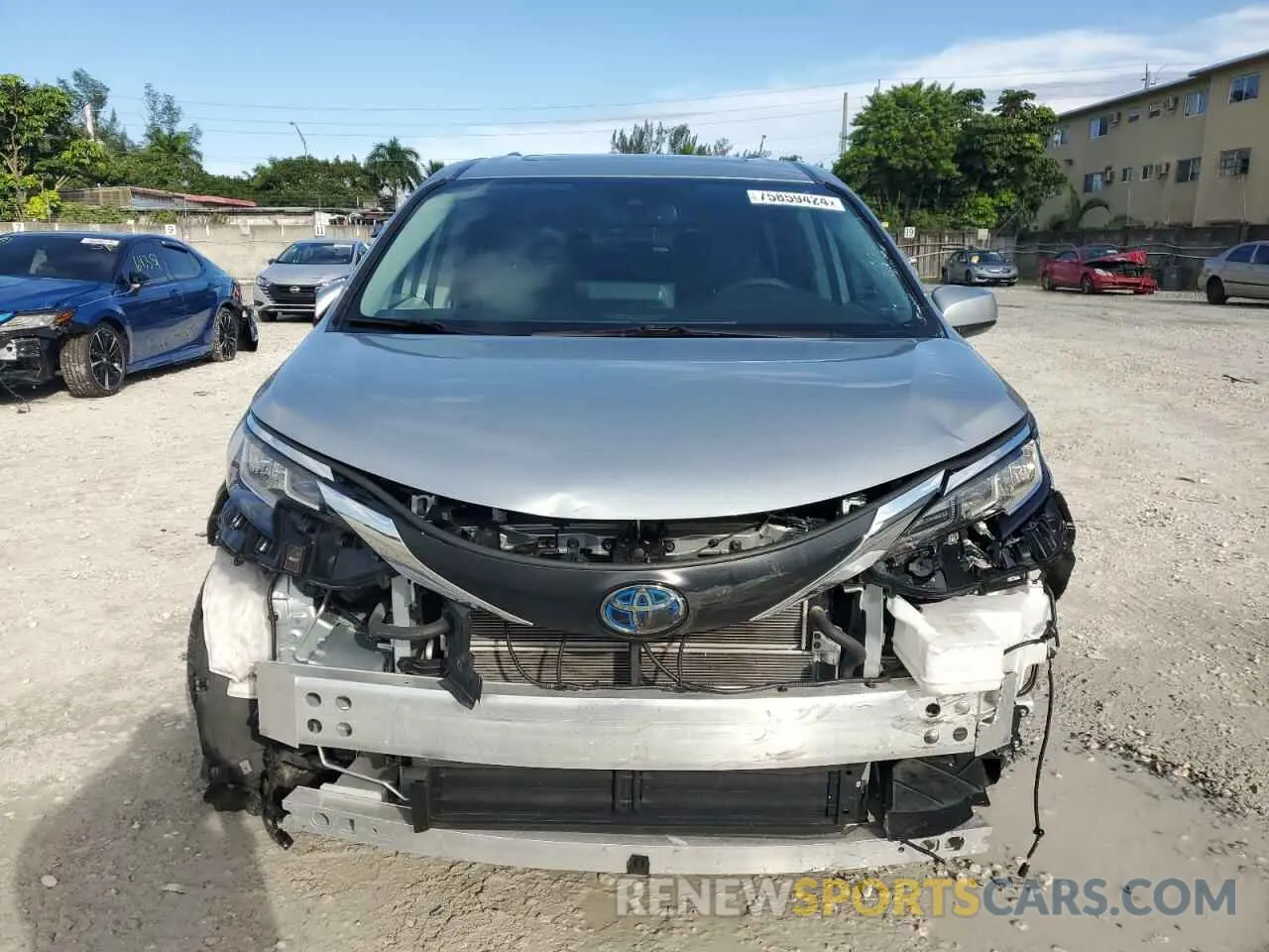 5 Photograph of a damaged car 5TDYRKECXNS116933 TOYOTA All Models 2022