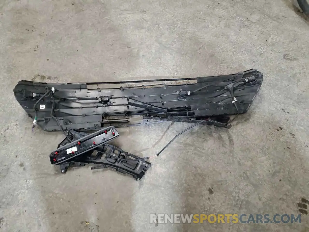 13 Photograph of a damaged car 5TDYSKFC1NS069021 TOYOTA All Models 2022