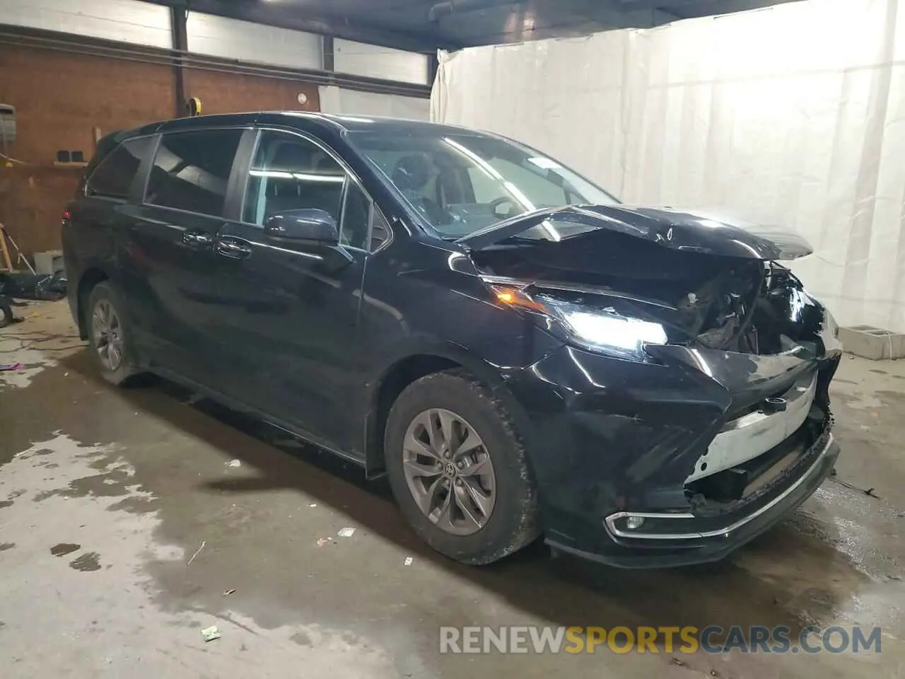 4 Photograph of a damaged car 5TDYSKFC1NS069021 TOYOTA All Models 2022
