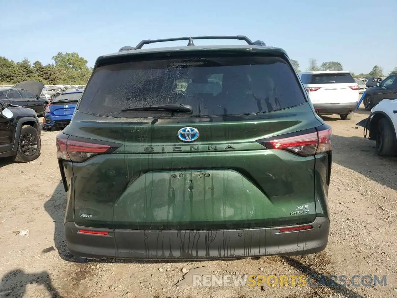 6 Photograph of a damaged car 5TDYSKFC6NS061836 TOYOTA All Models 2022