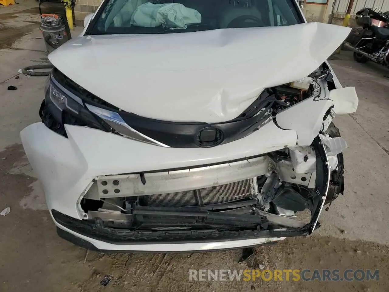 12 Photograph of a damaged car 5TDBSKFC3PS098710 TOYOTA All Models 2023