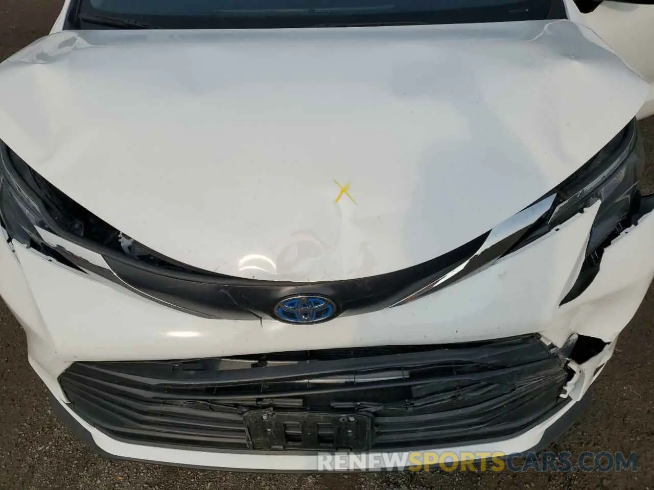 12 Photograph of a damaged car 5TDGSKFCXRS135597 TOYOTA All Models 2024