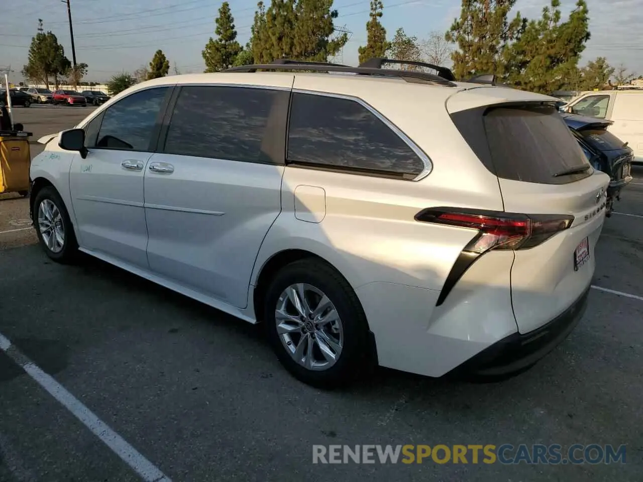 2 Photograph of a damaged car 5TDJRKEC9RS211314 TOYOTA All Models 2024
