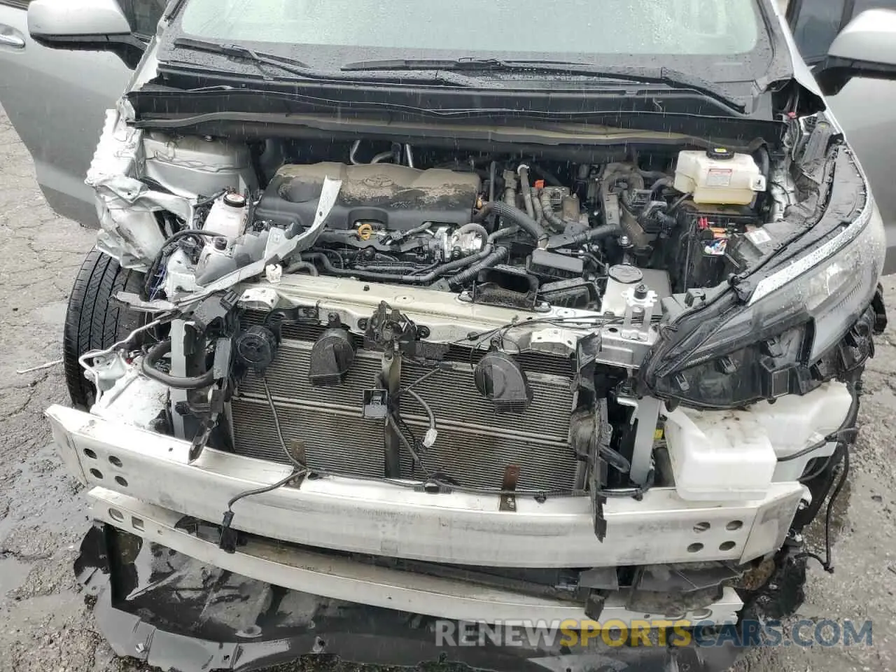 13 Photograph of a damaged car 5TDJRKECXRS192806 TOYOTA All Models 2024