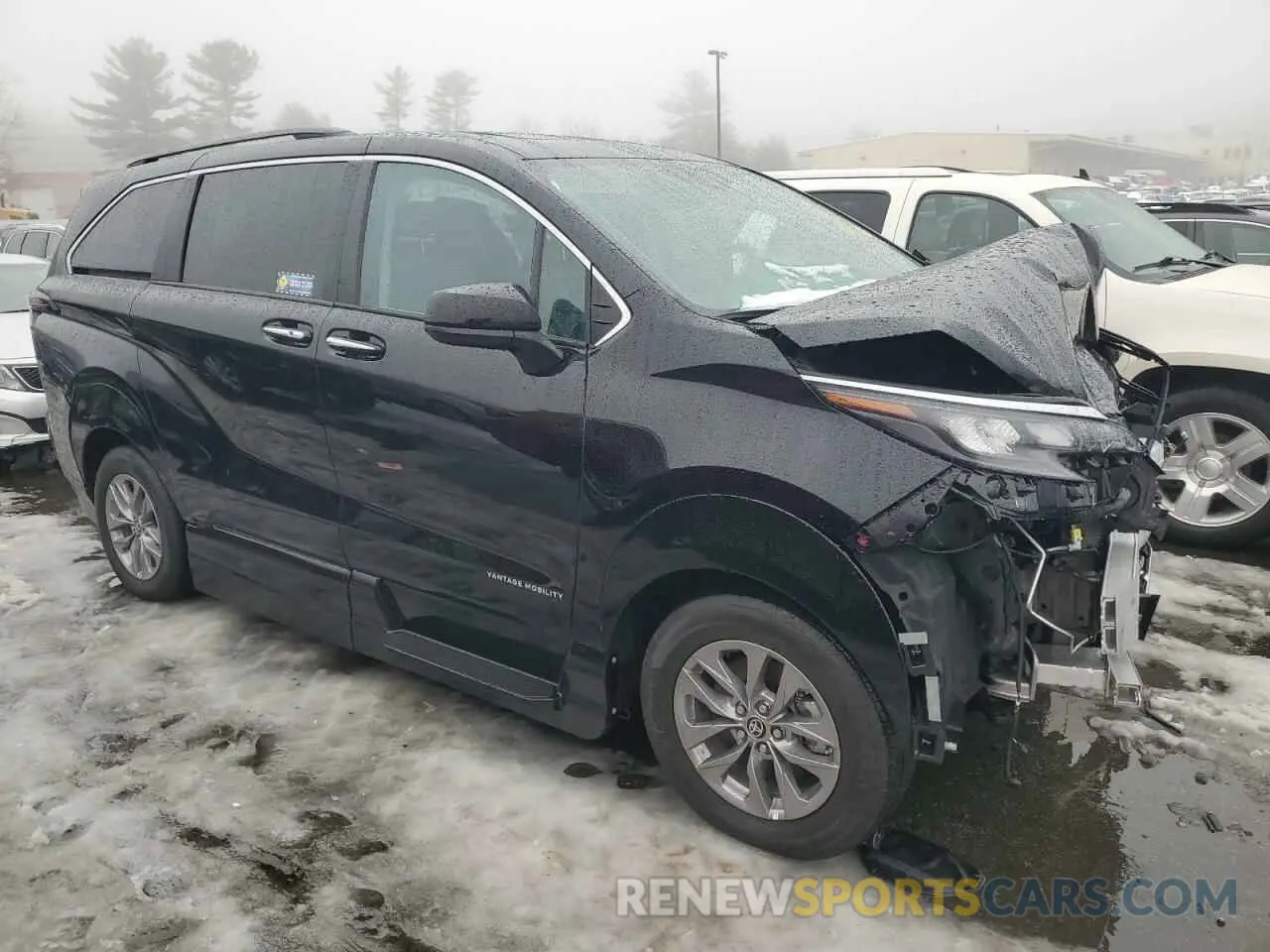 4 Photograph of a damaged car 5TDJSKFC2RS131145 TOYOTA All Models 2024