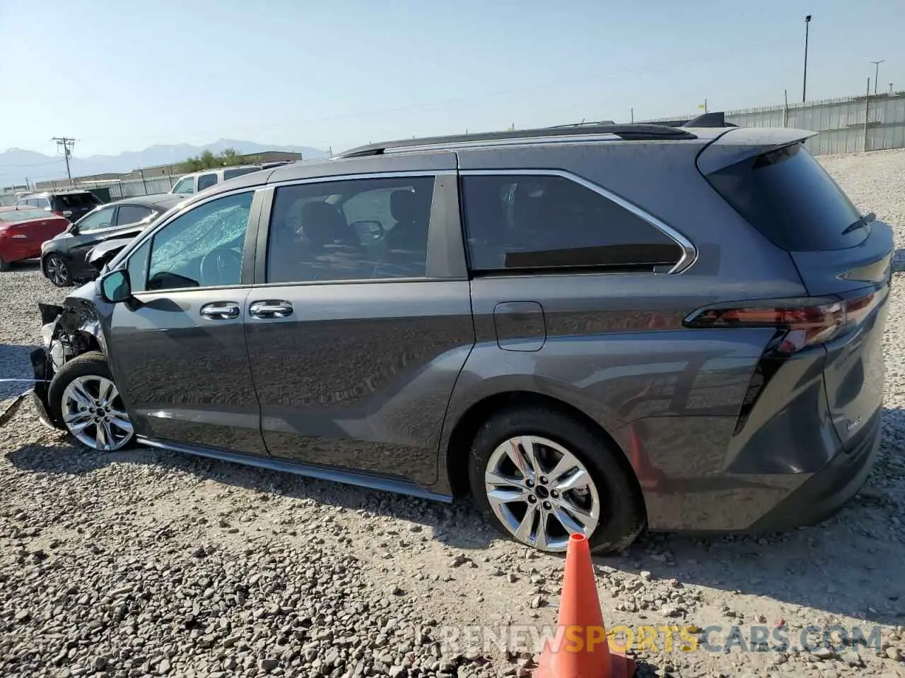 2 Photograph of a damaged car 5TDJRKECXSS254002 TOYOTA All Models 2025