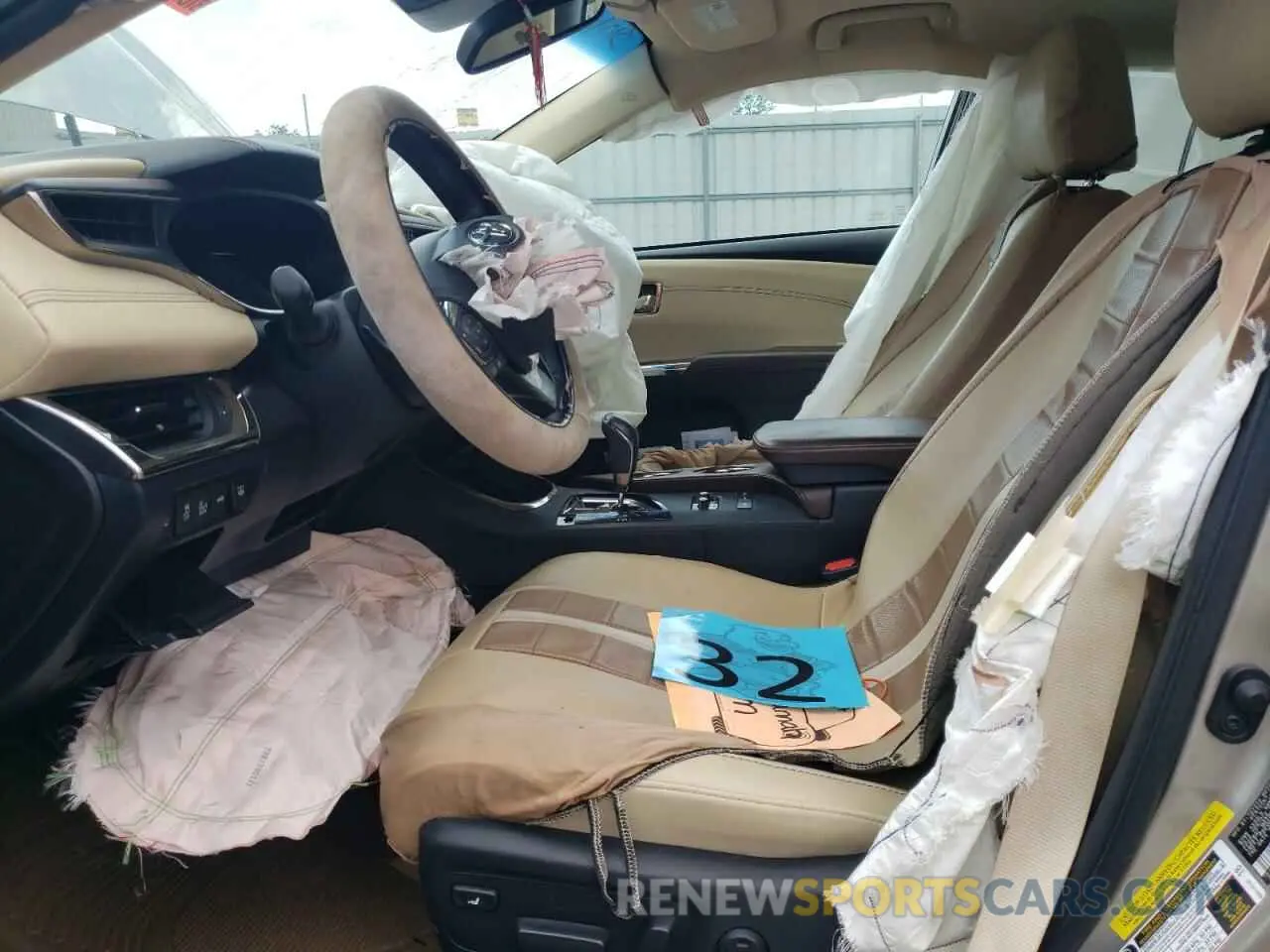 7 Photograph of a damaged car 4T1BK1EB2HU255123 TOYOTA AVALON 2017