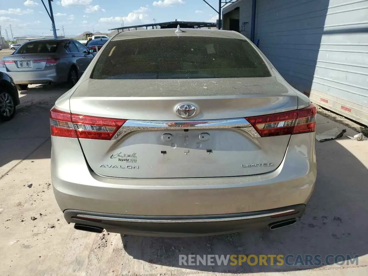 6 Photograph of a damaged car 4T1BK1EB3HU260167 TOYOTA AVALON 2017