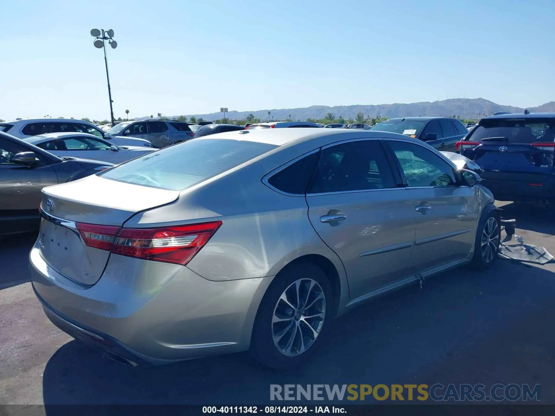4 Photograph of a damaged car 4T1BK1EB0JU277871 TOYOTA AVALON 2018