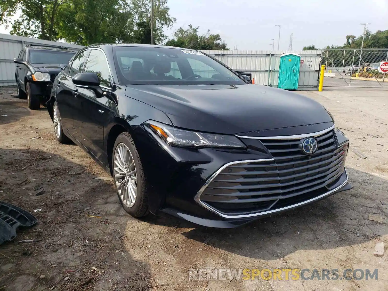 1 Photograph of a damaged car 4T1B21FB0KU003540 TOYOTA AVALON 2019