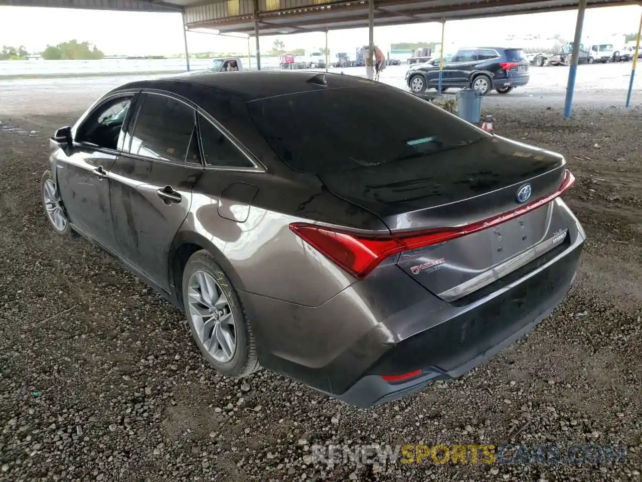 3 Photograph of a damaged car 4T1B21FB0KU007099 TOYOTA AVALON 2019