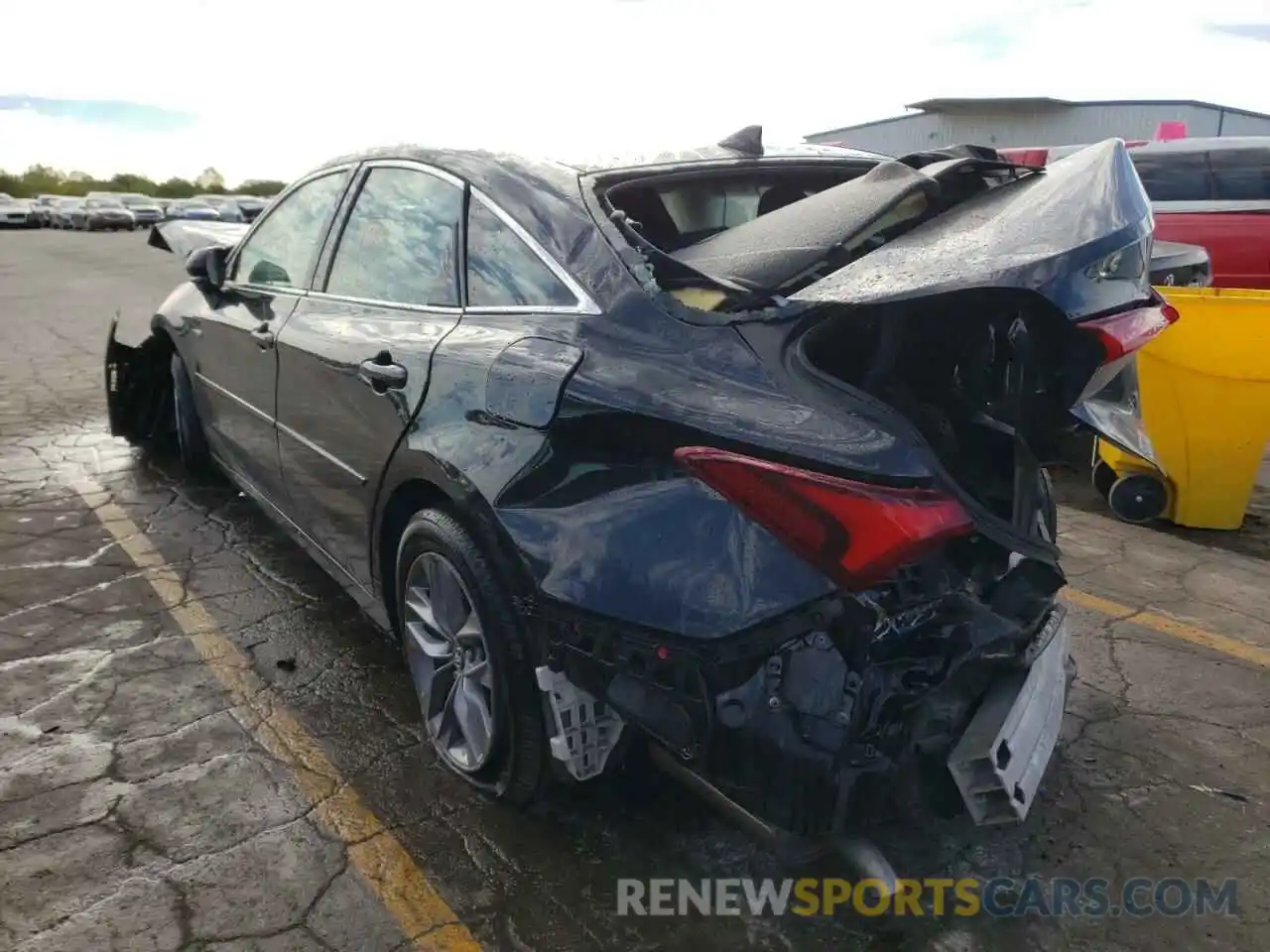 3 Photograph of a damaged car 4T1B21FB1KU008181 TOYOTA AVALON 2019