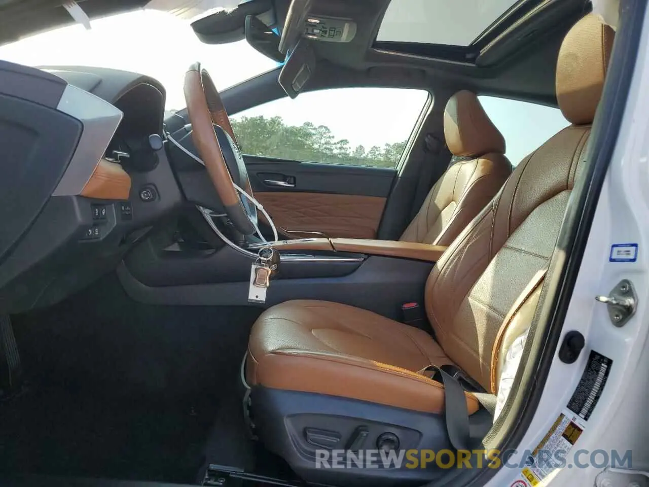7 Photograph of a damaged car 4T1B21FB1KU010609 TOYOTA AVALON 2019