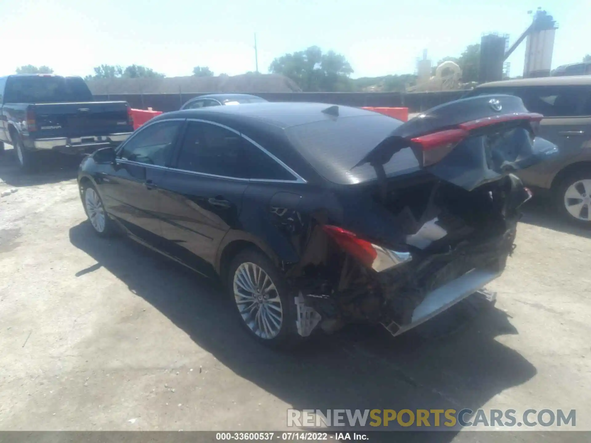 3 Photograph of a damaged car 4T1B21FB1KU010772 TOYOTA AVALON 2019