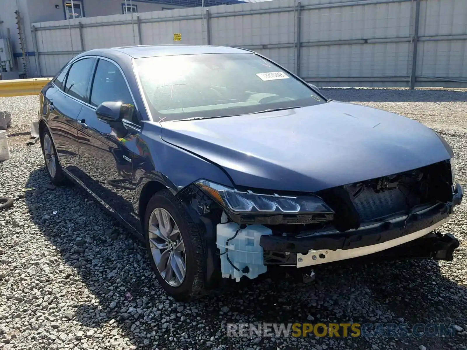 1 Photograph of a damaged car 4T1B21FB2KU006245 TOYOTA AVALON 2019