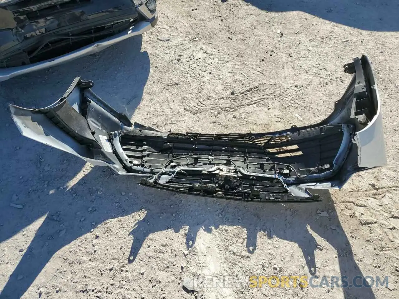 12 Photograph of a damaged car 4T1B21FB2KU009078 TOYOTA AVALON 2019