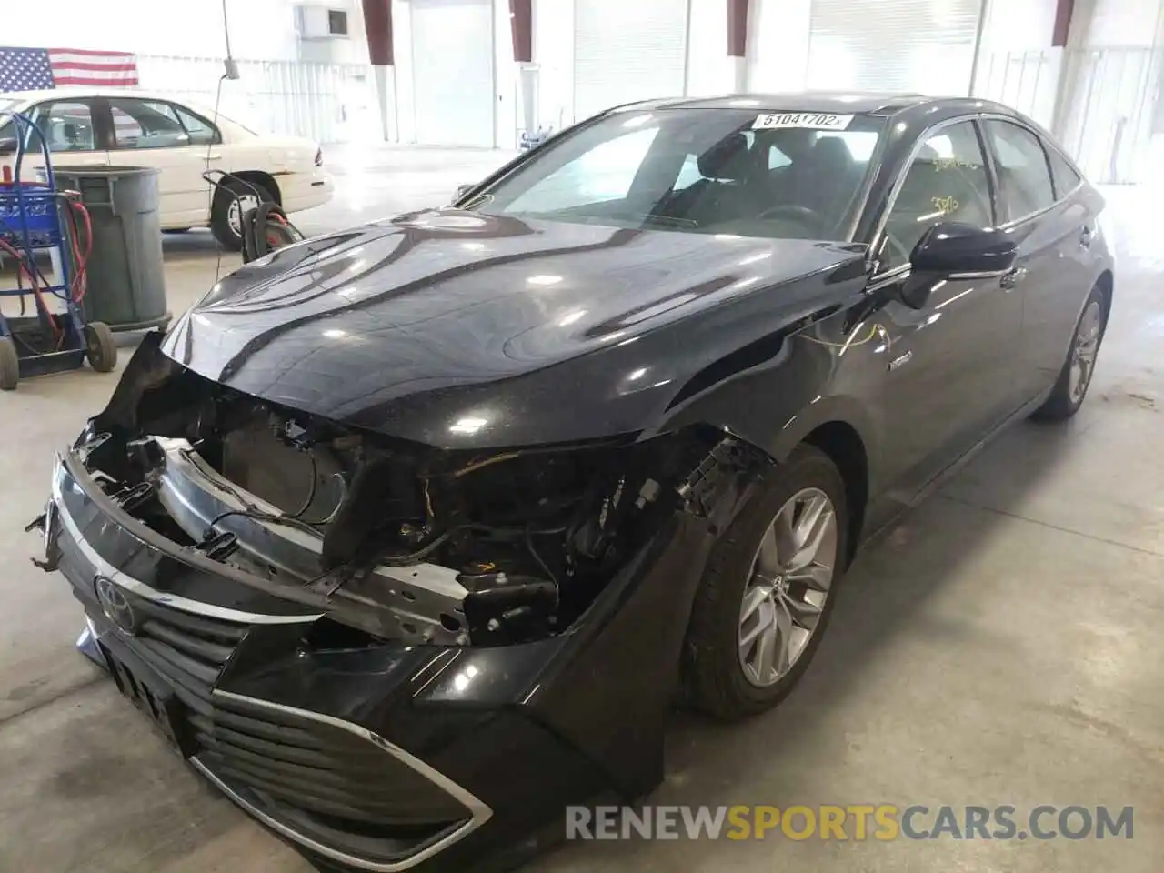 2 Photograph of a damaged car 4T1B21FB4KU009289 TOYOTA AVALON 2019