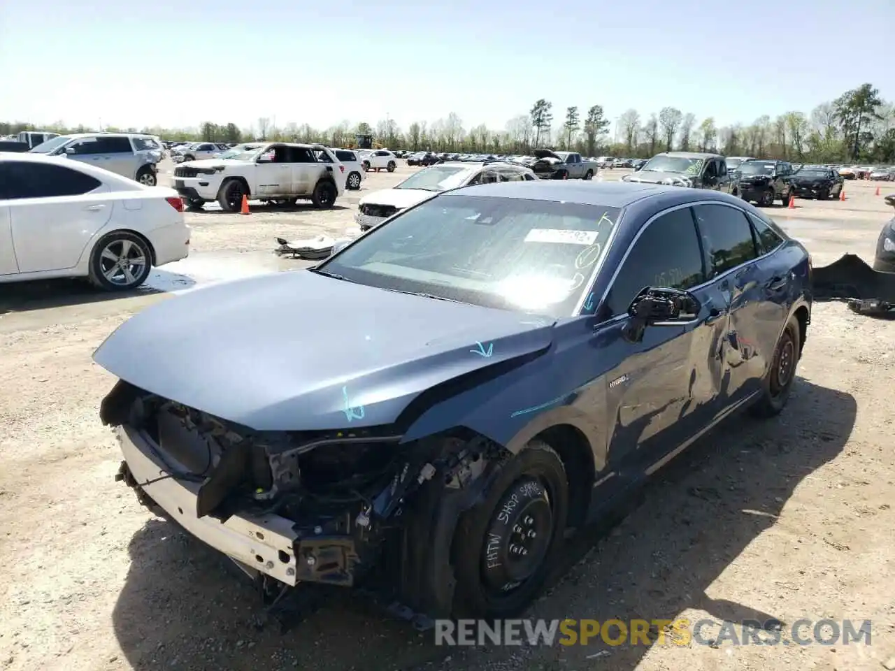 2 Photograph of a damaged car 4T1B21FB5KU002612 TOYOTA AVALON 2019