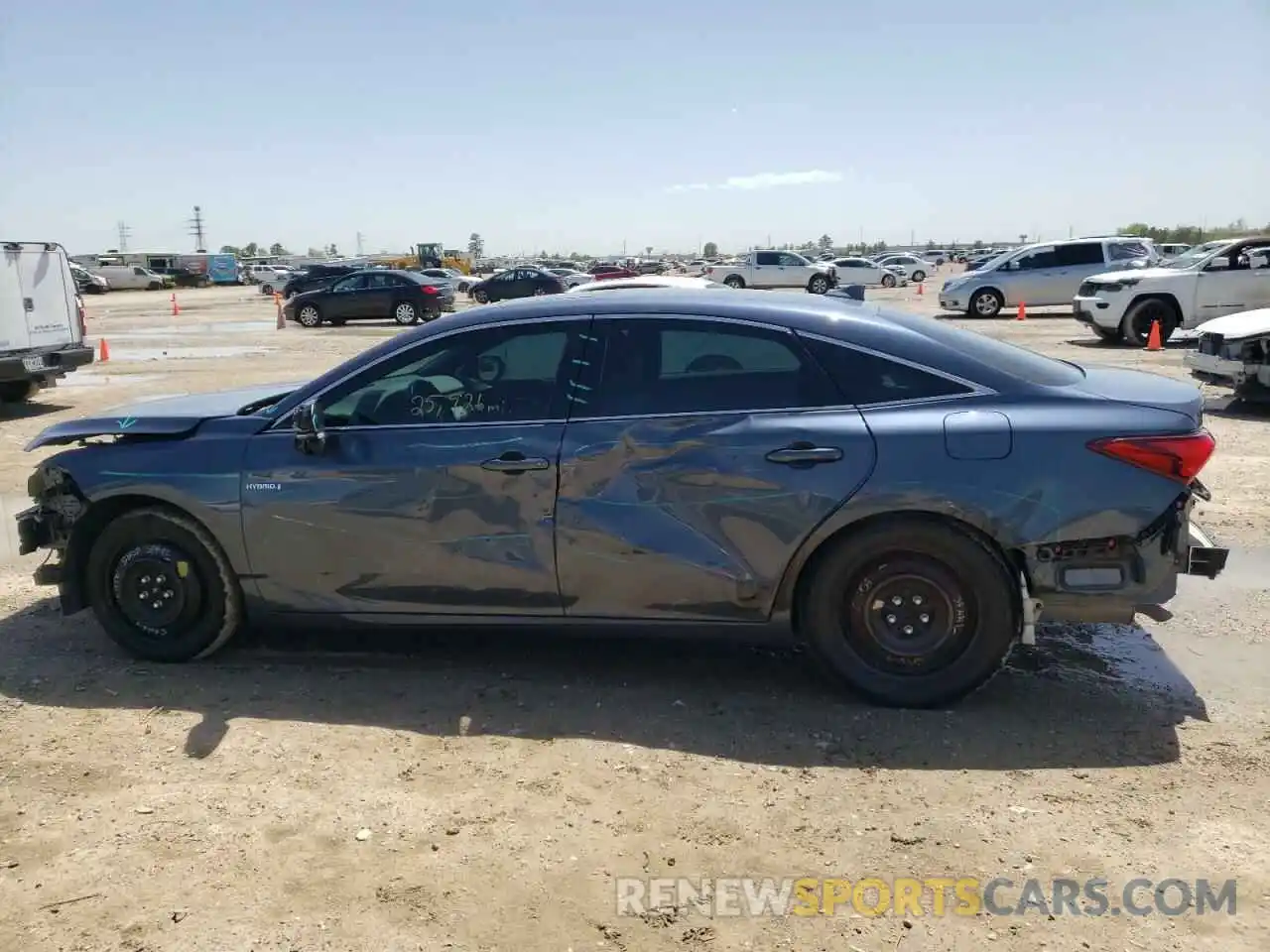 9 Photograph of a damaged car 4T1B21FB5KU002612 TOYOTA AVALON 2019