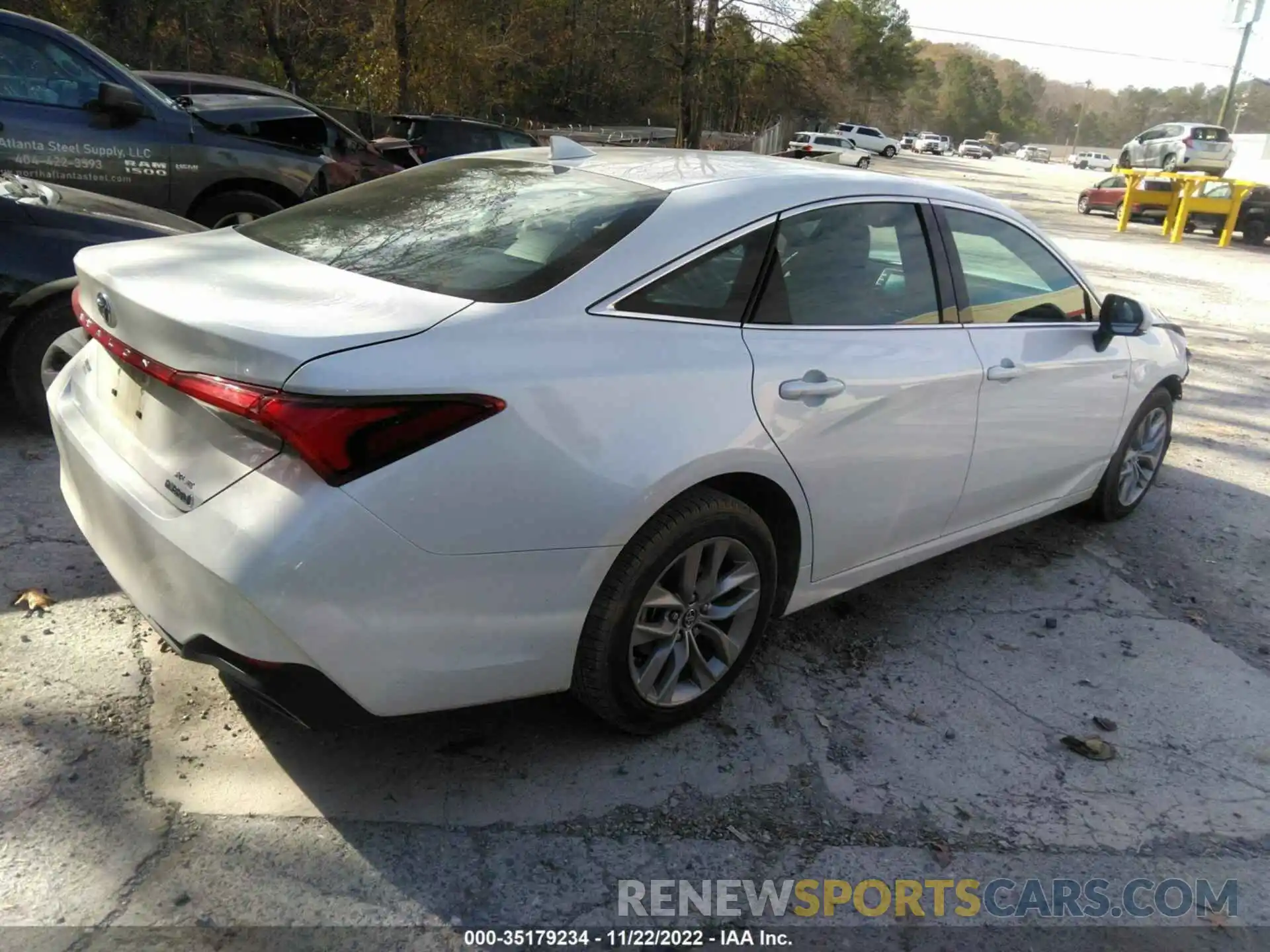 4 Photograph of a damaged car 4T1B21FB5KU011214 TOYOTA AVALON 2019