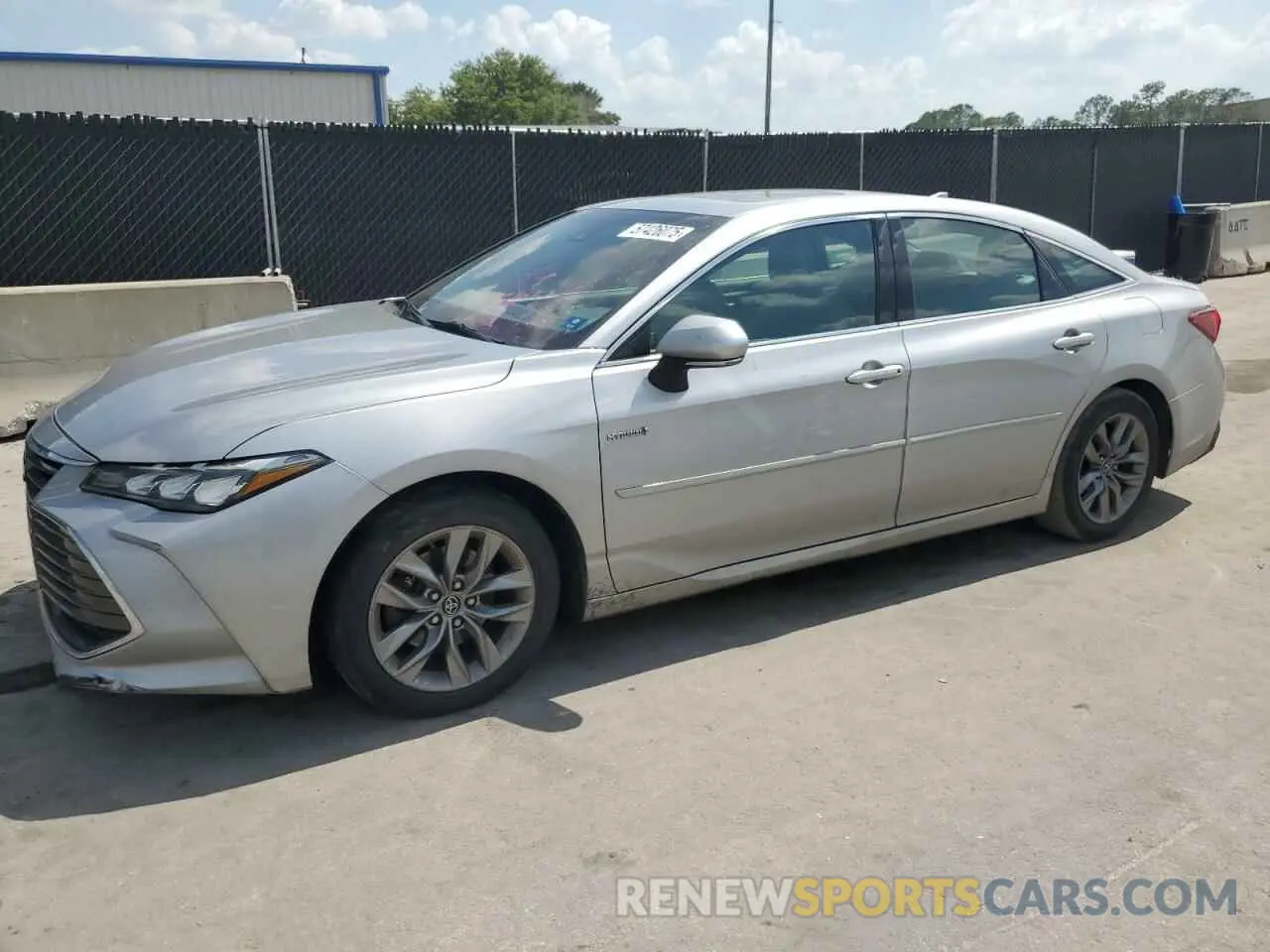1 Photograph of a damaged car 4T1B21FB6KU004885 TOYOTA AVALON 2019