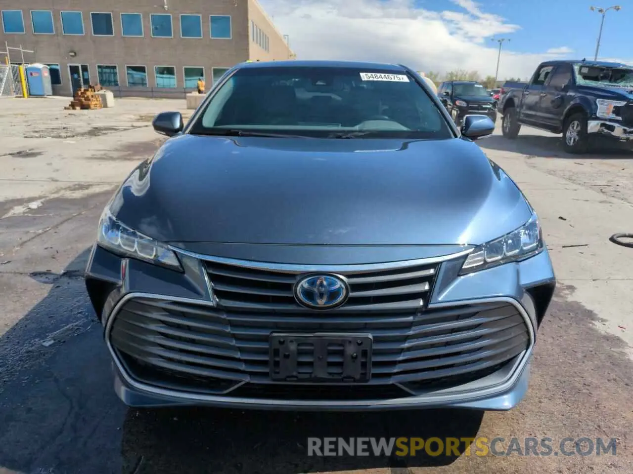 5 Photograph of a damaged car 4T1B21FB6KU006295 TOYOTA AVALON 2019
