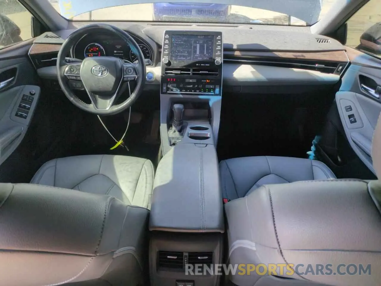 8 Photograph of a damaged car 4T1B21FB6KU006295 TOYOTA AVALON 2019