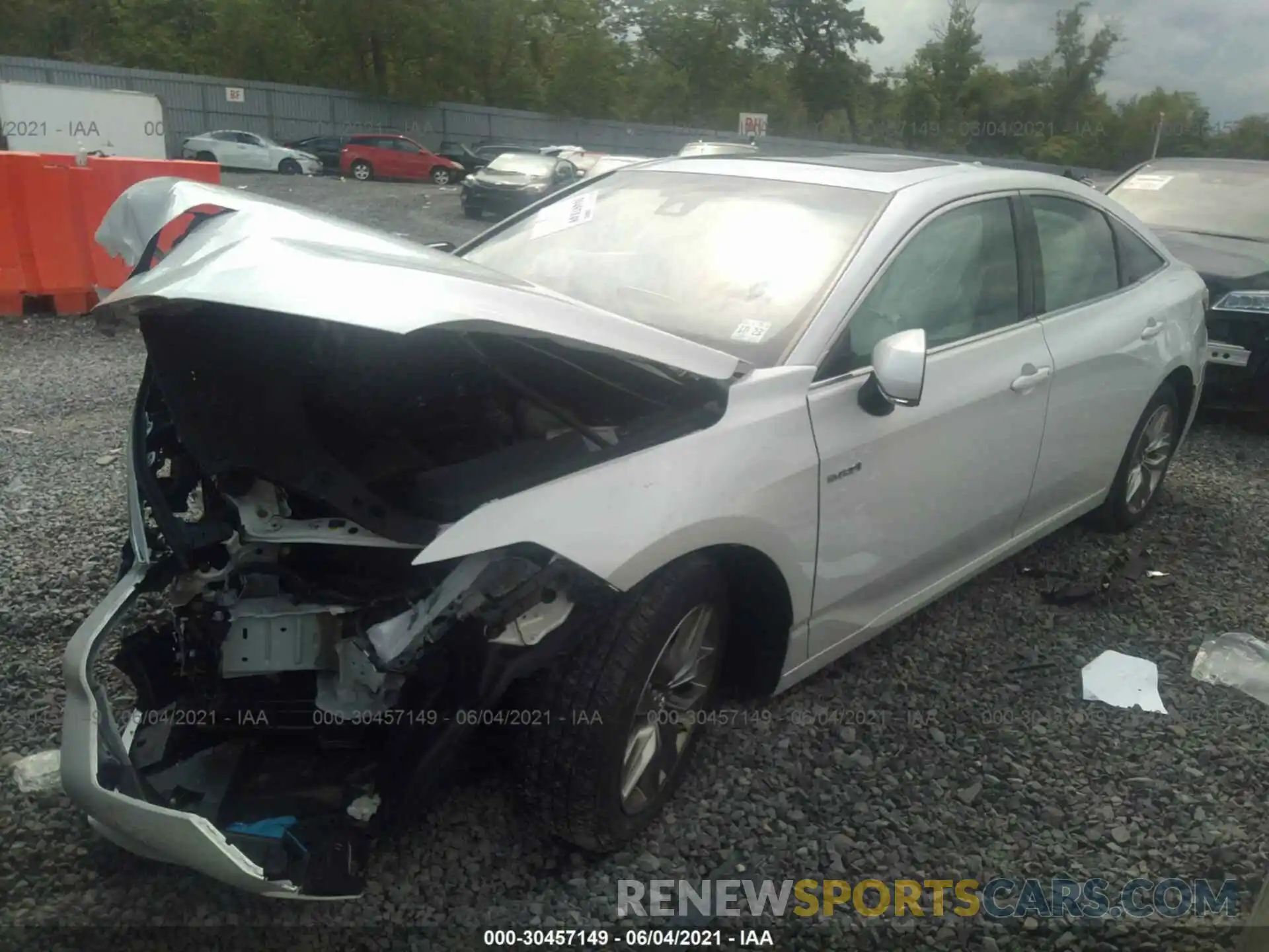 2 Photograph of a damaged car 4T1B21FB7KU001400 TOYOTA AVALON 2019