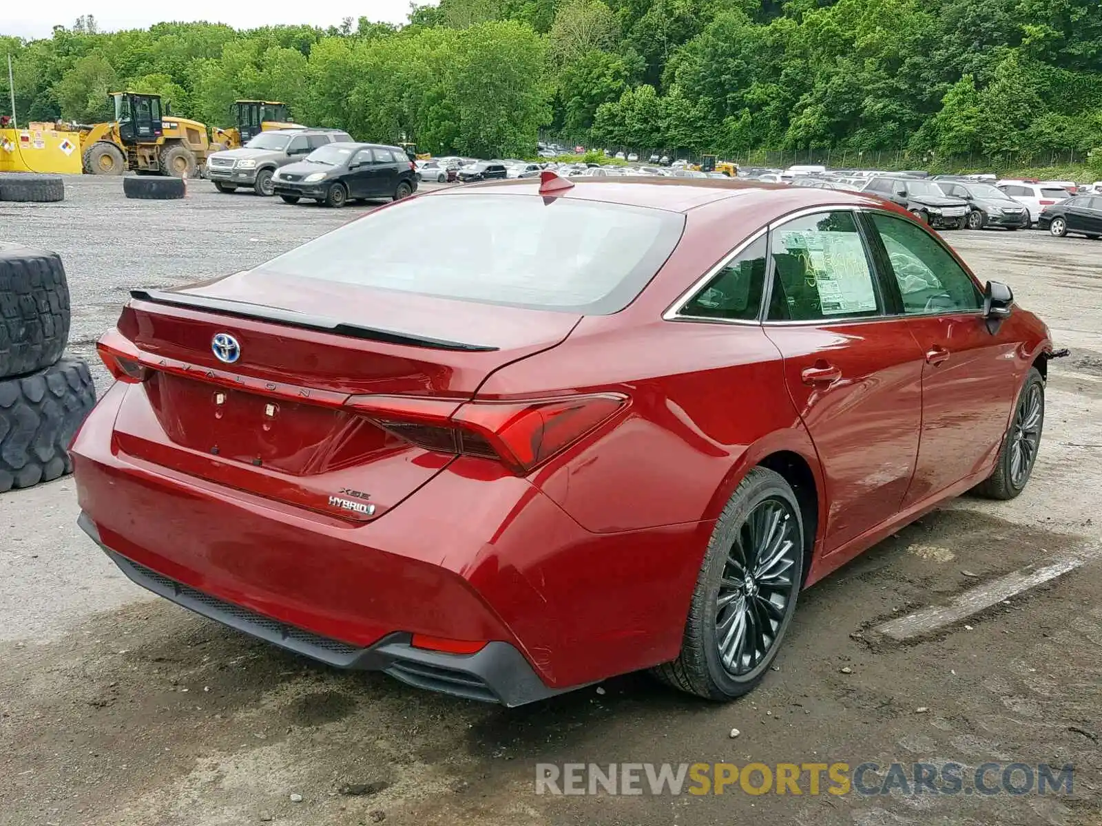 4 Photograph of a damaged car 4T1B21FB7KU003003 TOYOTA AVALON 2019