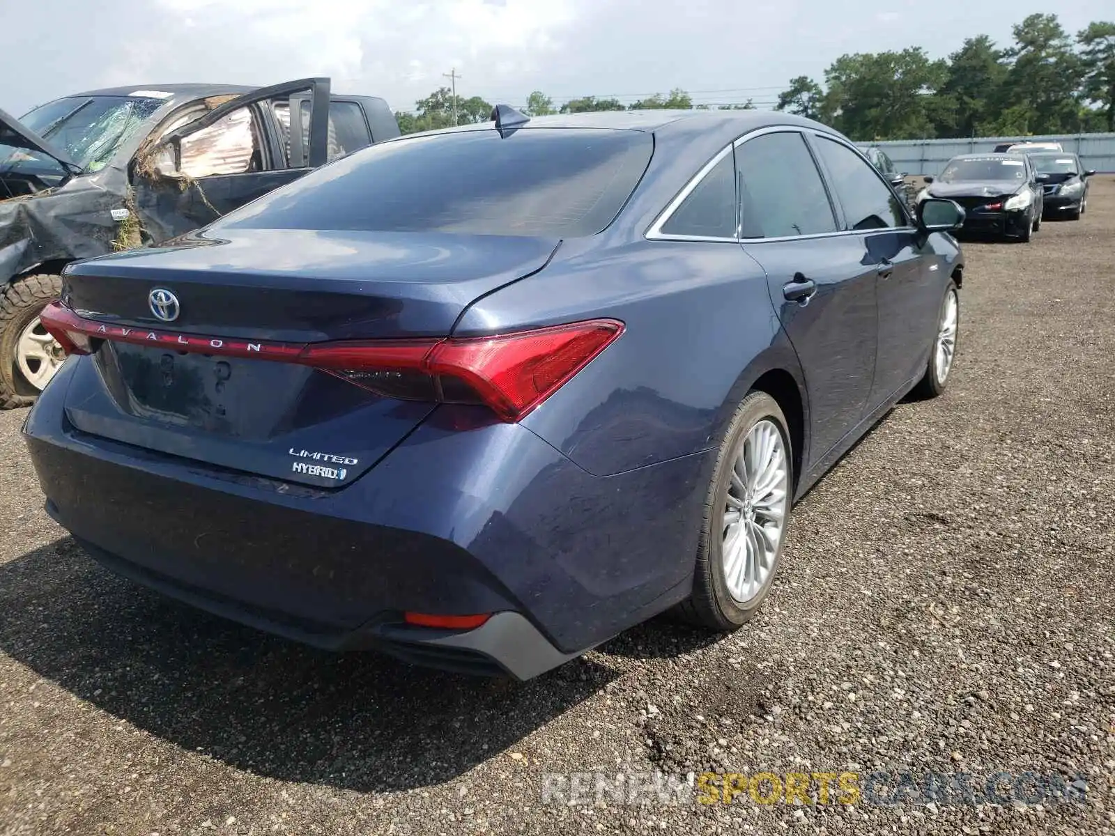 4 Photograph of a damaged car 4T1B21FB7KU006547 TOYOTA AVALON 2019