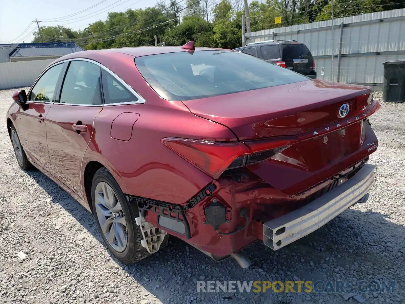 3 Photograph of a damaged car 4T1B21FB8KU004208 TOYOTA AVALON 2019