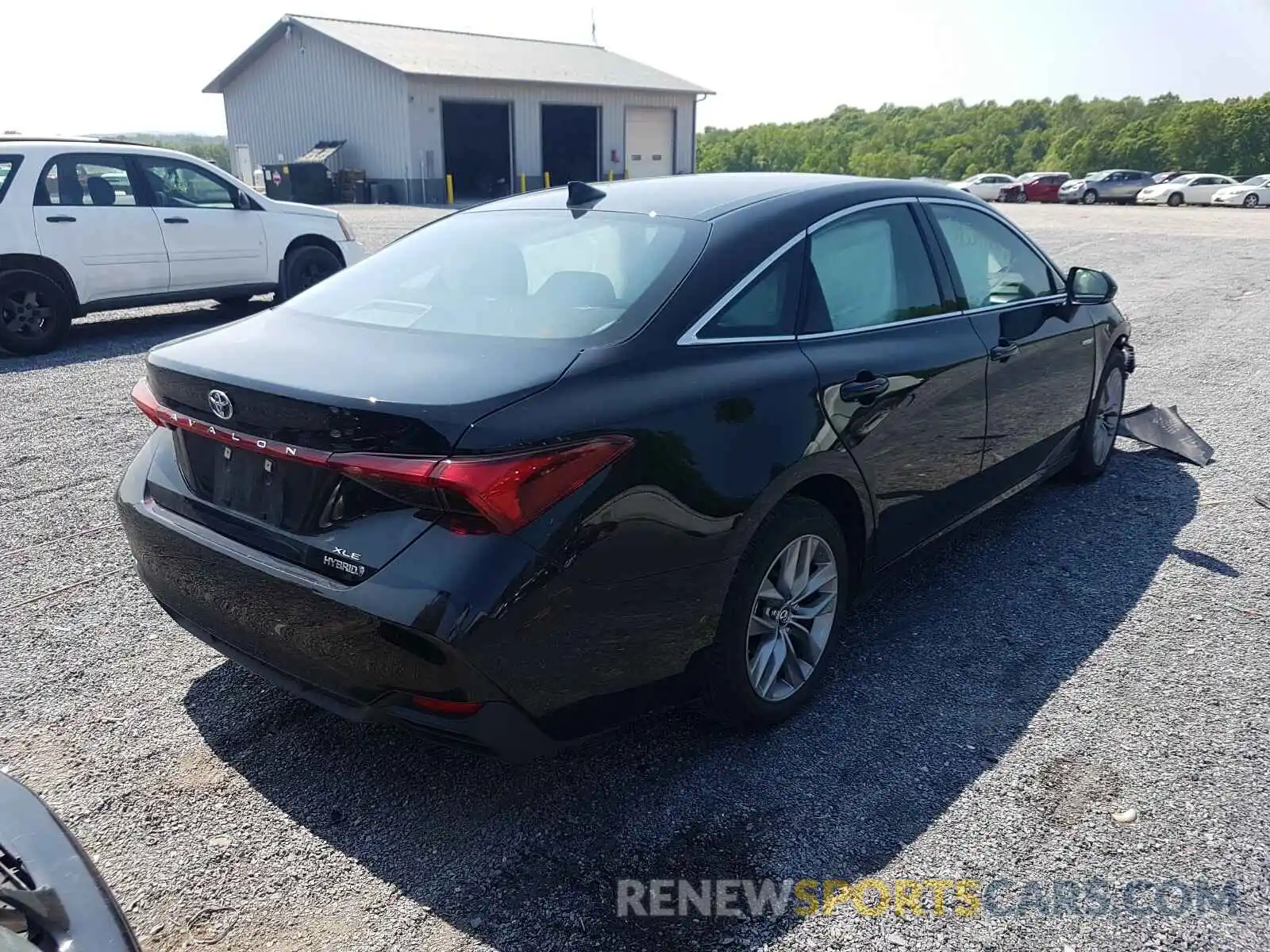 4 Photograph of a damaged car 4T1B21FB8KU004788 TOYOTA AVALON 2019