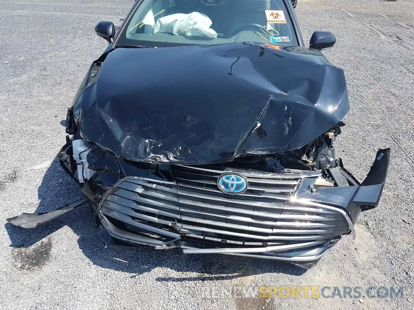 9 Photograph of a damaged car 4T1B21FB8KU004788 TOYOTA AVALON 2019