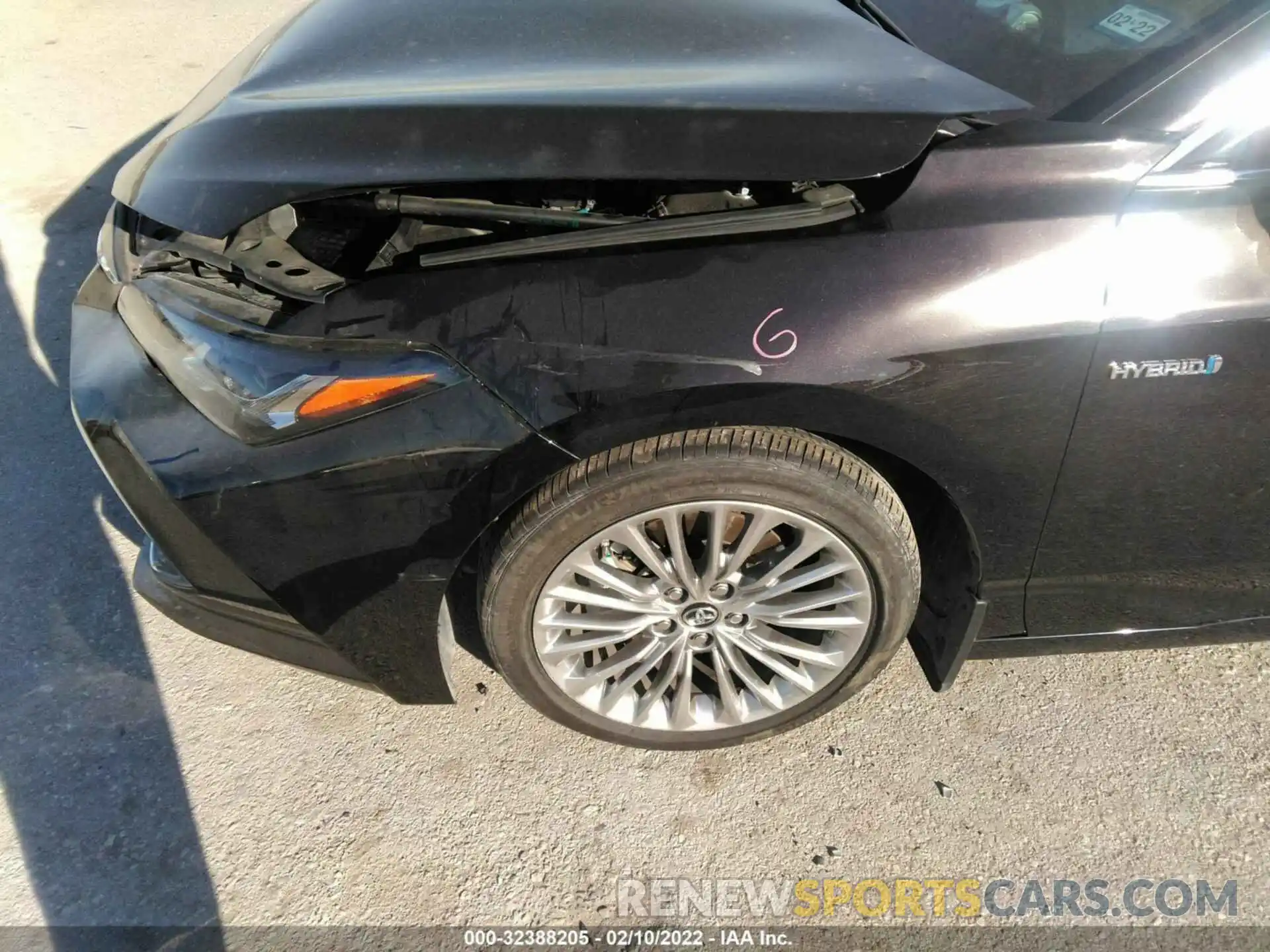 12 Photograph of a damaged car 4T1B21FB9KU007005 TOYOTA AVALON 2019