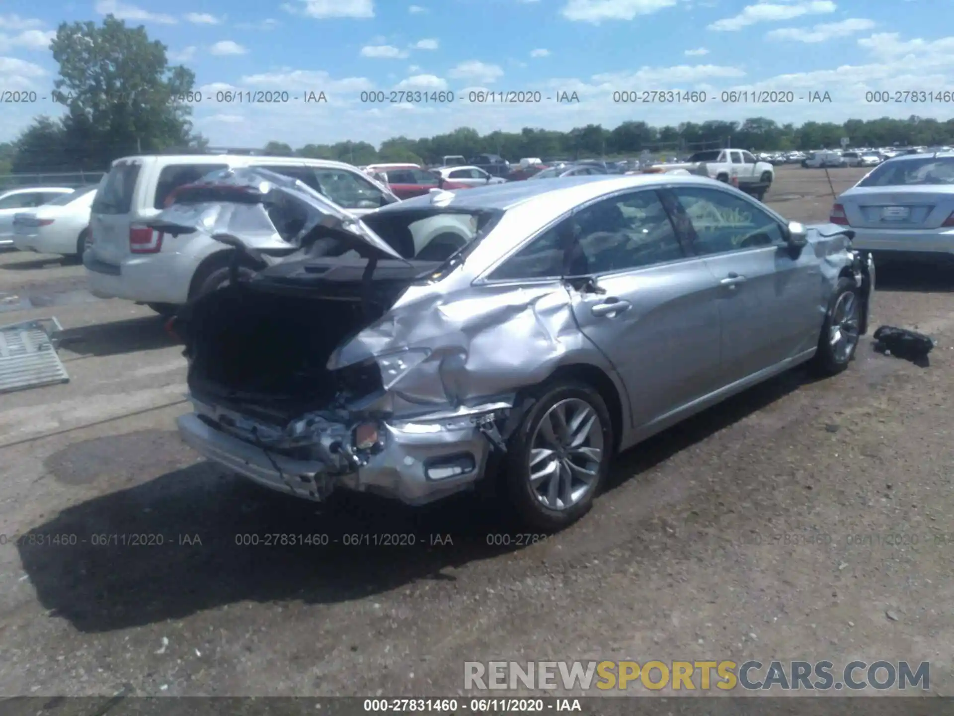 4 Photograph of a damaged car 4T1B21FB9KU007571 TOYOTA AVALON 2019