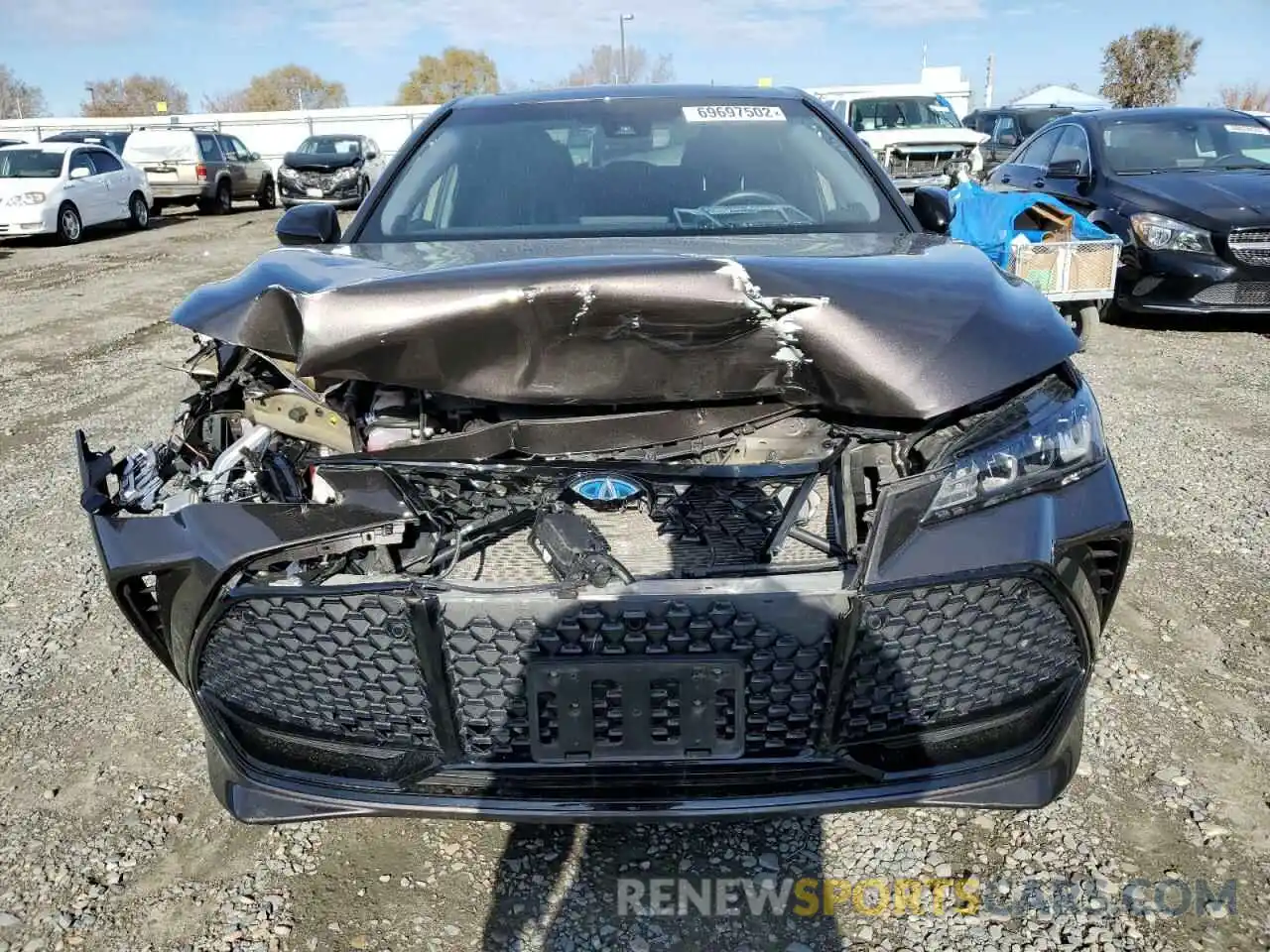 5 Photograph of a damaged car 4T1B21FBXKU003688 TOYOTA AVALON 2019