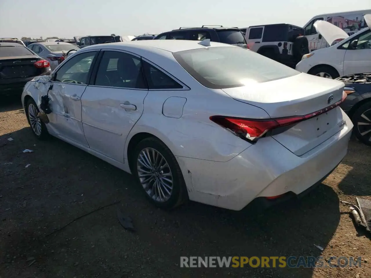 2 Photograph of a damaged car 4T1B21FBXKU007059 TOYOTA AVALON 2019