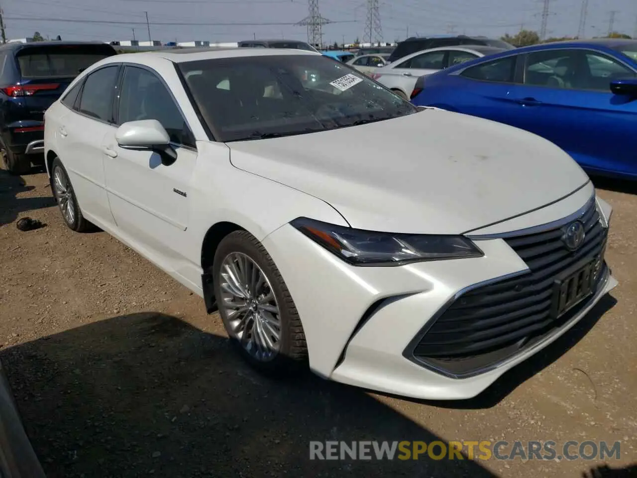 4 Photograph of a damaged car 4T1B21FBXKU007059 TOYOTA AVALON 2019