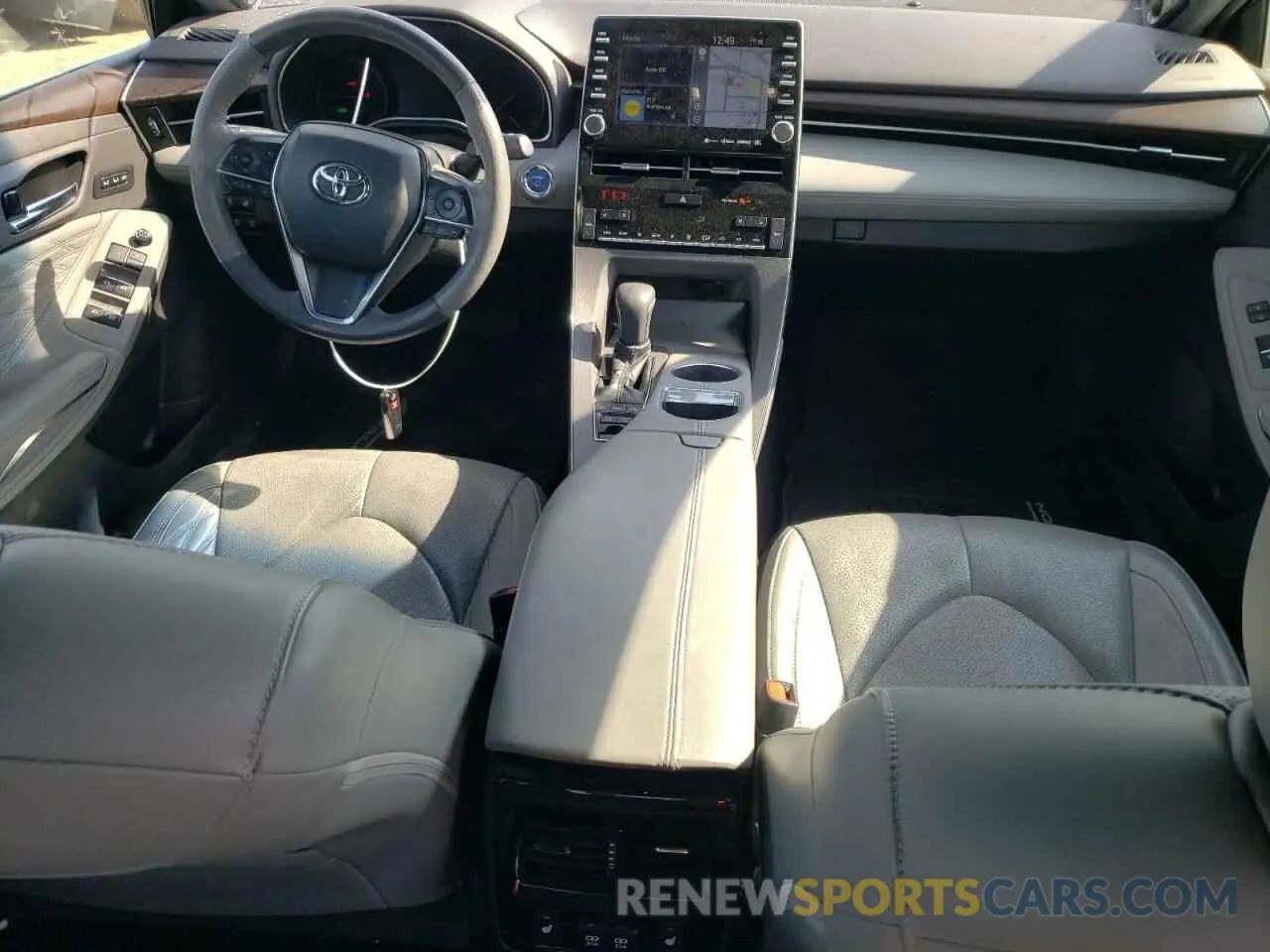 8 Photograph of a damaged car 4T1B21FBXKU007059 TOYOTA AVALON 2019